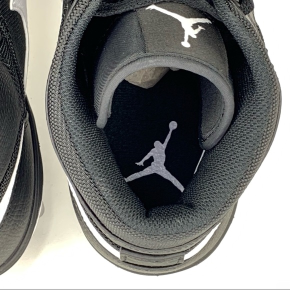 NEW Nike Air Jordan TD MID Football Cleats - Picture 10 of 13